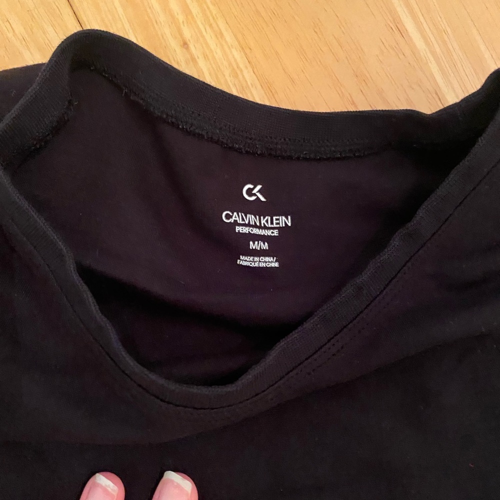 Calvin Klein Black Short Sleeve Tee - Picture 2 of 2
